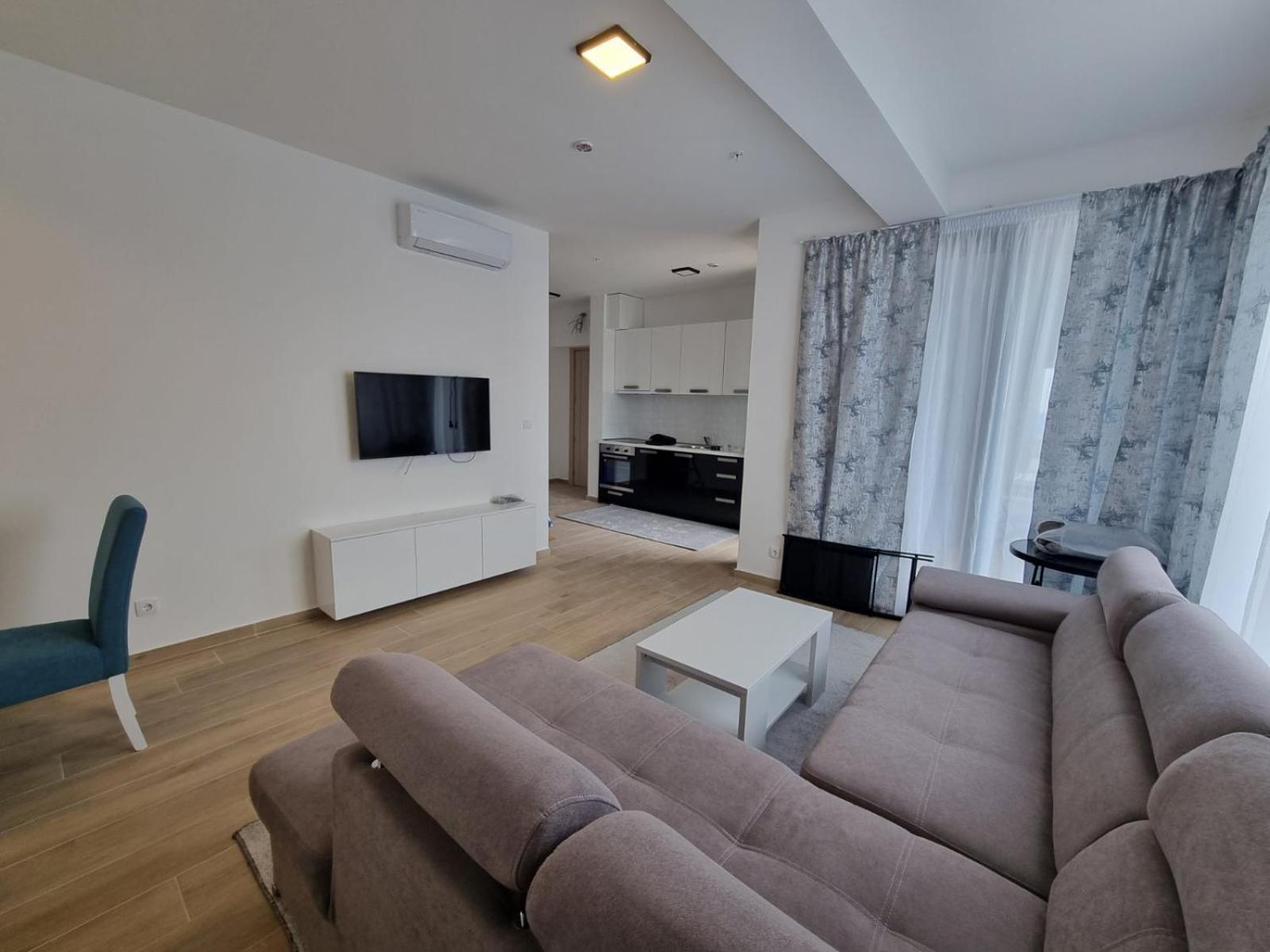Prestige Central Apartments - Rafailovici Budva Dış mekan fotoğraf